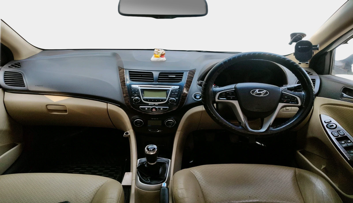 2011 Hyundai Verna FLUIDIC 1.6 VTVT SX OPT, Petrol, Manual, 1,42,597 km, interior