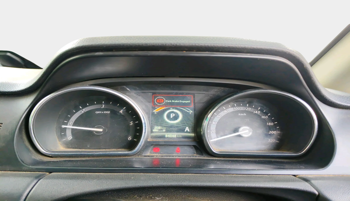 2018 Tata Hexa XTA 4X2 7 STR, Diesel, Automatic, 84,048 km, interior