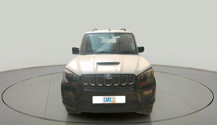 2017 Mahindra Scorpio S4 PLUS 1.99 INTELLI-HYBRID, Diesel, Manual, 35,287 km, exterior