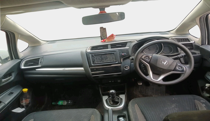 2017 Honda WR-V 1.5L I-DTEC VX MT, Diesel, Manual, 1,24,921 km, interior