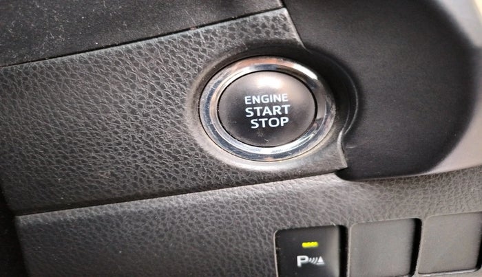 2017 Toyota Corolla Altis VL CVT PETROL, Petrol, Automatic, 1,19,828 km, interior