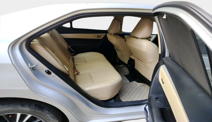 2017 Toyota Corolla Altis VL CVT PETROL, Petrol, Automatic, 1,19,828 km, interior