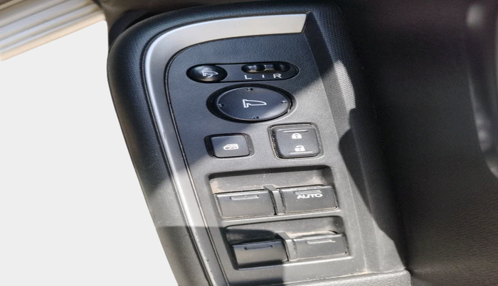 2018 Honda BR-V 1.5L I-VTEC VX, Petrol, Manual, 43,623 km, interior