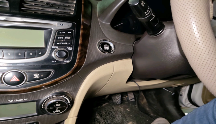 2014 Hyundai Verna FLUIDIC 1.6 CRDI SX OPT, Diesel, Manual, 1,28,130 km, interior