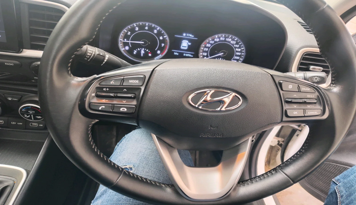 2021 Hyundai VENUE SX 1.0 TURBO, Petrol, Manual, 51,076 km, interior