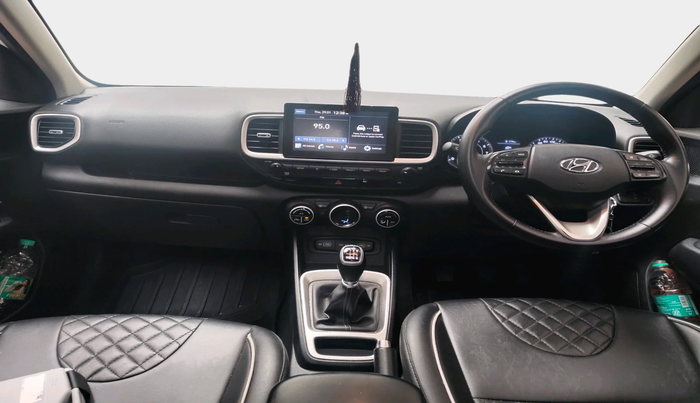 2021 Hyundai VENUE SX 1.0 TURBO, Petrol, Manual, 51,076 km, interior