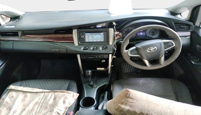 2017 Toyota Innova Crysta 2.8 GX AT 7 STR, Diesel, Automatic, 2,47,906 km, interior