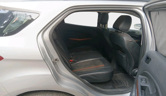 2018 Ford Ecosport TITANIUM + 1.5L DIESEL, Diesel, Manual, 1,24,848 km, interior