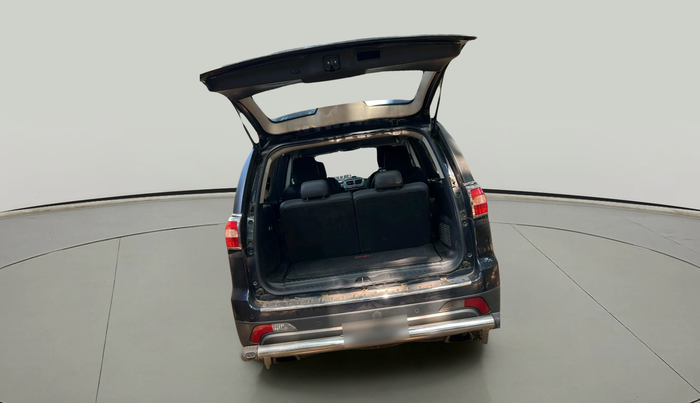 2017 Tata Hexa XT 4X2 7 STR, Diesel, Manual, 1,10,565 km, exterior