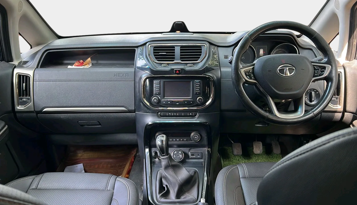 2017 Tata Hexa XT 4X2 7 STR, Diesel, Manual, 1,10,565 km, interior