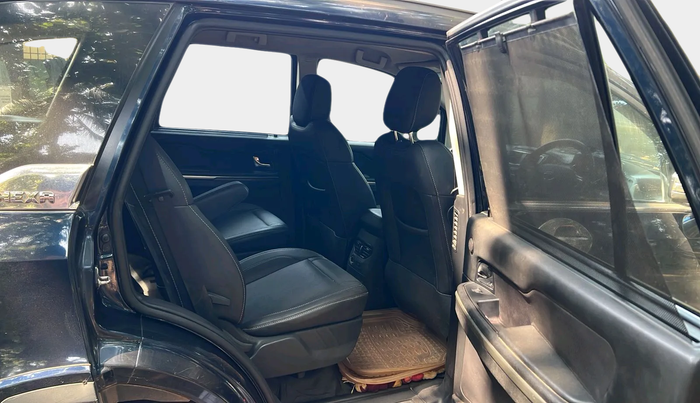 2017 Tata Hexa XT 4X2 7 STR, Diesel, Manual, 1,10,565 km, interior