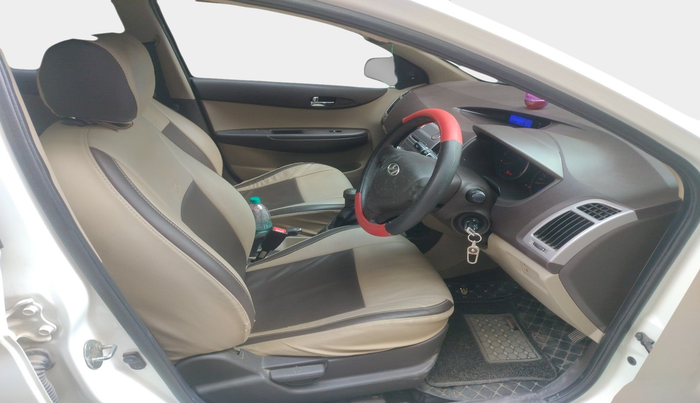2011 Hyundai i20 MAGNA 1.2, Petrol, Manual, 29,764 km, interior