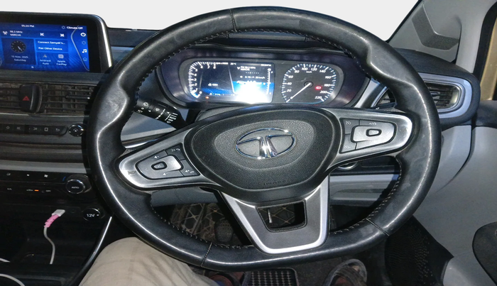 2020 Tata ALTROZ XZ PETROL, Petrol, Manual, 50,430 km, interior