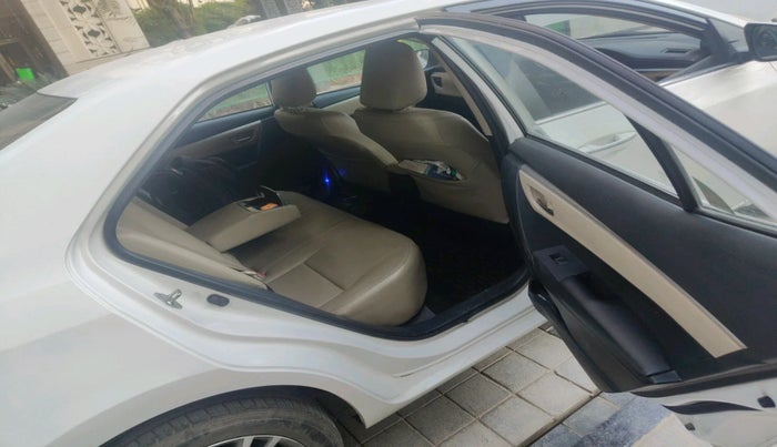 2014 Toyota Corolla Altis VL CVT PETROL, Petrol, Automatic, 47,262 km, interior