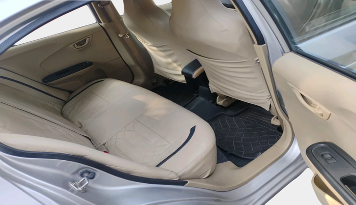 2017 Honda Amaze 1.2L I-VTEC S, Petrol, Manual, 74,764 km, interior