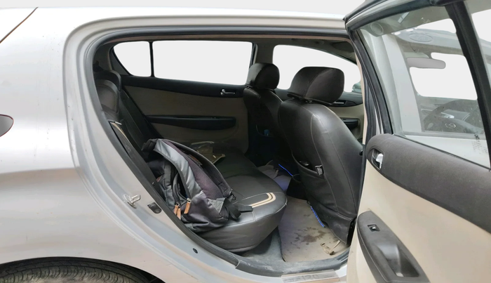 2013 Hyundai i20 MAGNA 1.2, Petrol, Manual, 51,584 km, interior