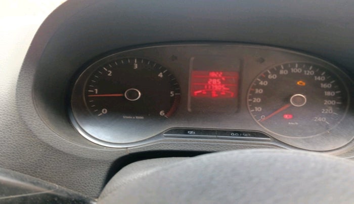 2010 Volkswagen Polo TRENDLINE 1.2L DIESEL, Diesel, Manual, 1,17,905 km, interior