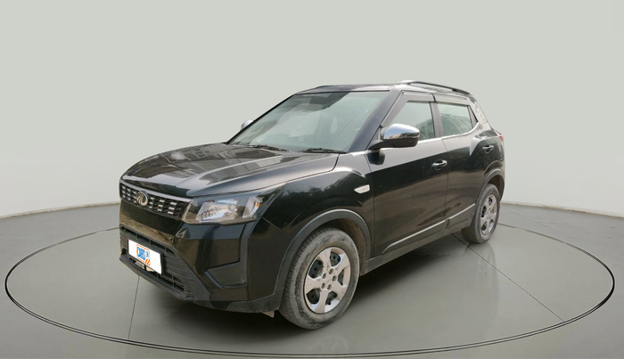 2020 Mahindra XUV300 W6 1.5 DIESEL, Diesel, Manual, 82,955 km, exterior
