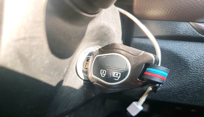 2024 Maruti BREZZA VXI S-CNG, Petrol, Manual, 17,612 km, interior