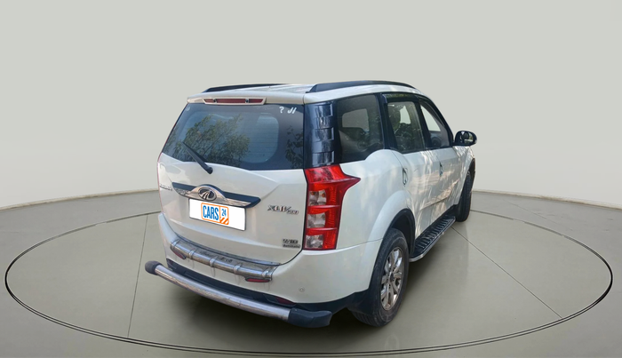 2017 Mahindra XUV500 W10 AT 1.99, Diesel, Automatic, 77,368 km, exterior