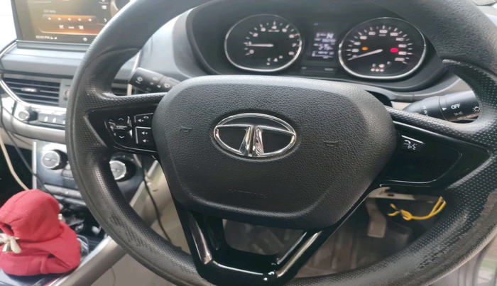 2018 Tata NEXON XZA PLUS DIESEL, Diesel, Automatic, 98,298 km, interior