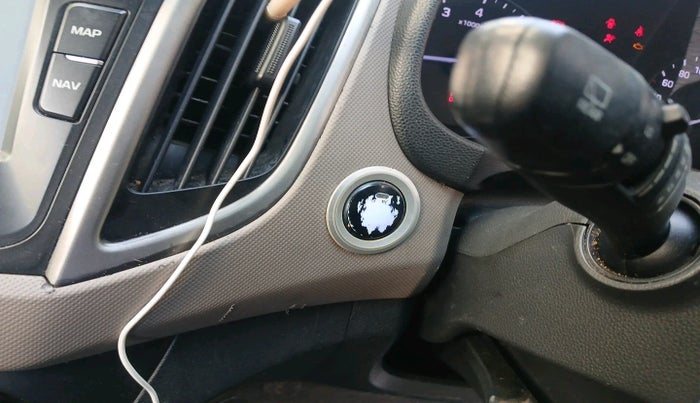 2016 Hyundai Creta SX PLUS 1.6 PETROL, Petrol, Manual, 1,47,008 km, interior