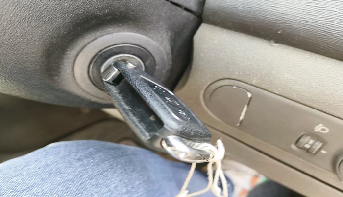 2012 Hyundai i10 MAGNA 1.2, Petrol, Manual, 1,17,160 km, interior