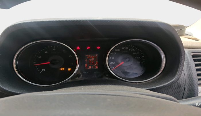 2015 Mahindra TUV300 T8 AMT, Diesel, Automatic, 81,116 km, interior