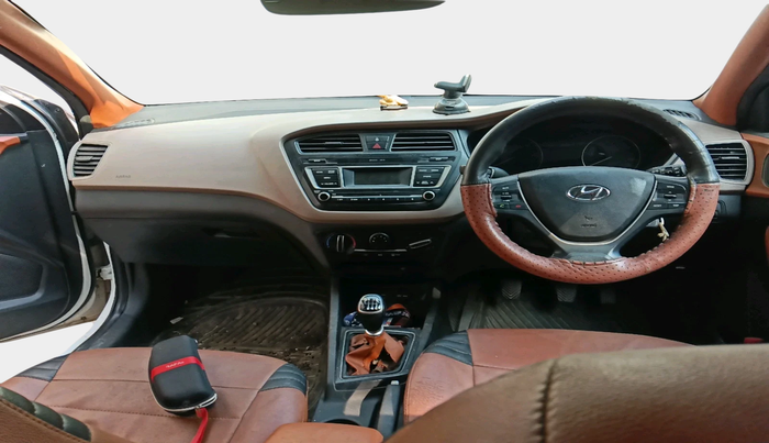 2017 Hyundai Elite i20 SPORTZ 1.4 CRDI, Diesel, Manual, 1,14,000 km, interior