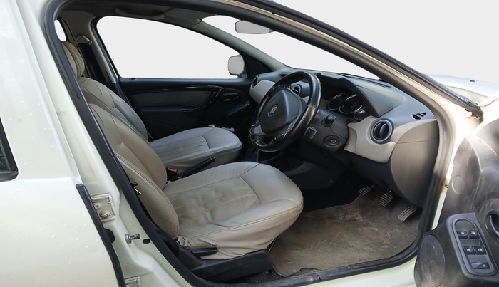 2015 Renault Duster 85 PS RXL DIESEL, Diesel, Manual, 1,37,996 km, interior