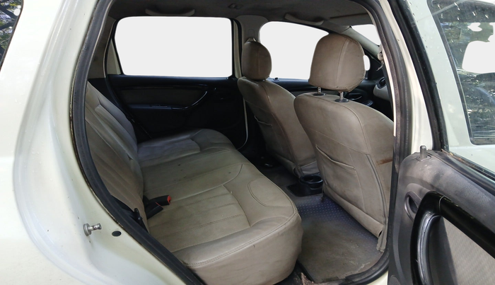 2015 Renault Duster 85 PS RXL DIESEL, Diesel, Manual, 1,37,996 km, interior