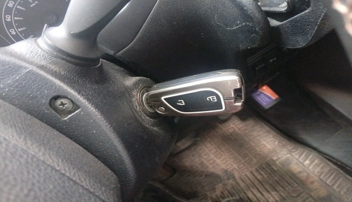 2019 Toyota Innova Crysta 2.8 GX AT 7 STR, Diesel, Automatic, 1,68,110 km, interior