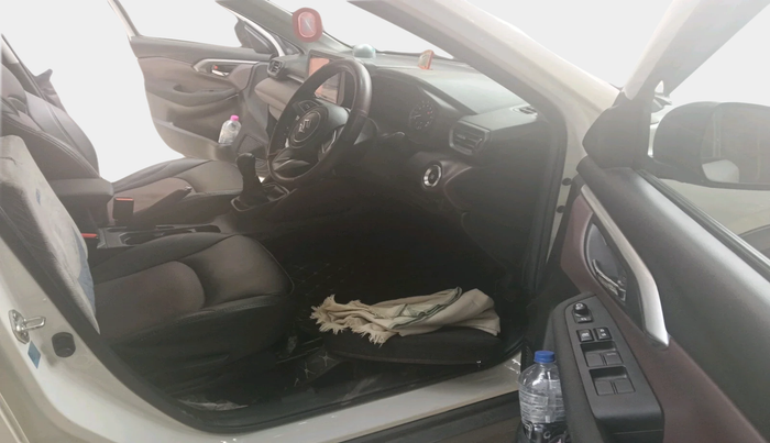 2024 Maruti Grand Vitara SIGMA SMART HYBRID, Petrol, Manual, 13,683 km, interior