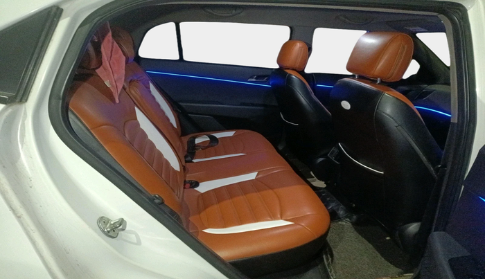 2017 Hyundai Creta SX PLUS AT 1.6 DIESEL, Diesel, Automatic, 1,57,979 km, interior