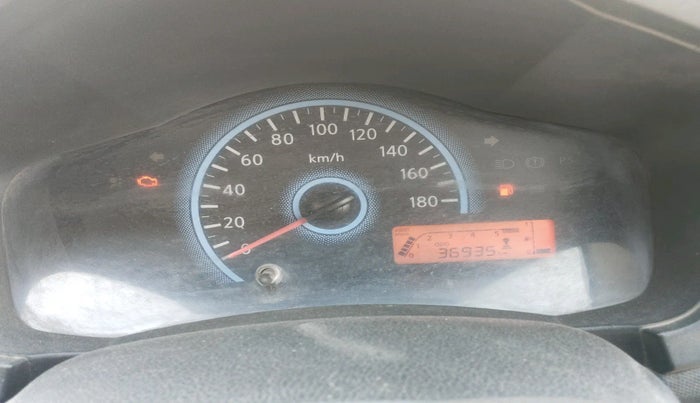 2017 Datsun Redi Go T (O), Petrol, Manual, 36,935 km, interior