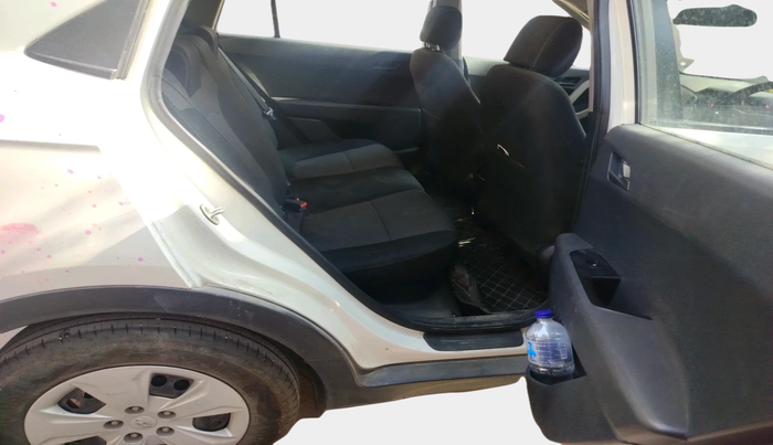 2015 Hyundai Creta BASE 1.6 PETROL, Petrol, Manual, 84,811 km, interior