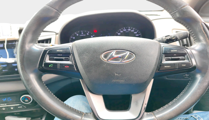 2017 Hyundai Creta SX PLUS AT 1.6 PETROL, Petrol, Automatic, 1,24,393 km, interior
