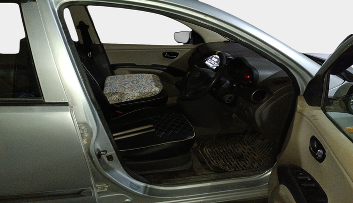 2012 Hyundai i10 MAGNA 1.2, Petrol, Manual, 82,246 km, interior