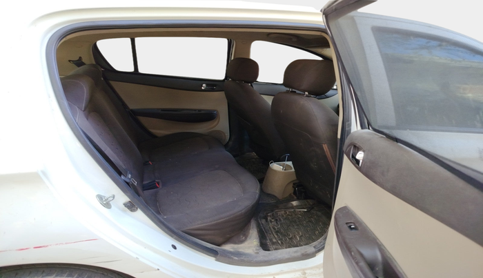 2011 Hyundai i20 MAGNA 1.2, Petrol, Manual, 53,039 km, interior