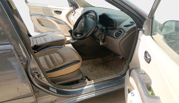 2011 Hyundai i10 ERA 1.1, Petrol, Manual, 28,559 km, interior