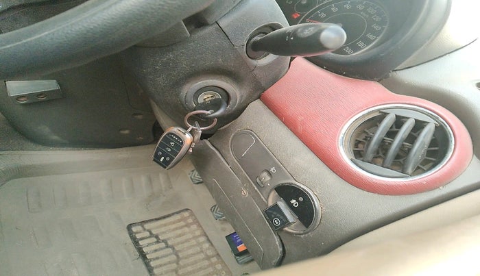 2013 Hyundai i10 MAGNA 1.2, Petrol, Manual, 97,113 km, interior