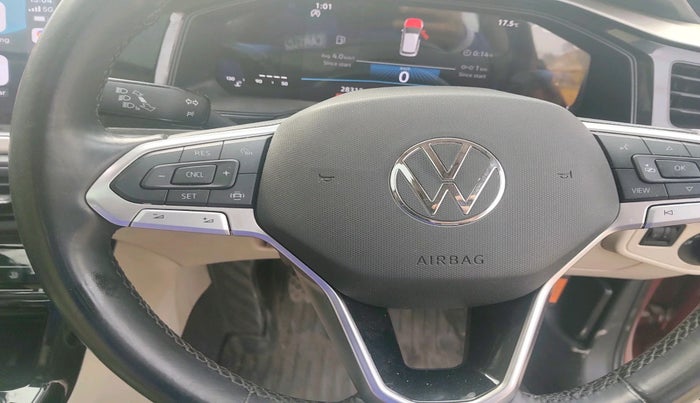 2024 Volkswagen VIRTUS Highline Plus 1.0 TSI MT, Petrol, Manual, 28,312 km, interior