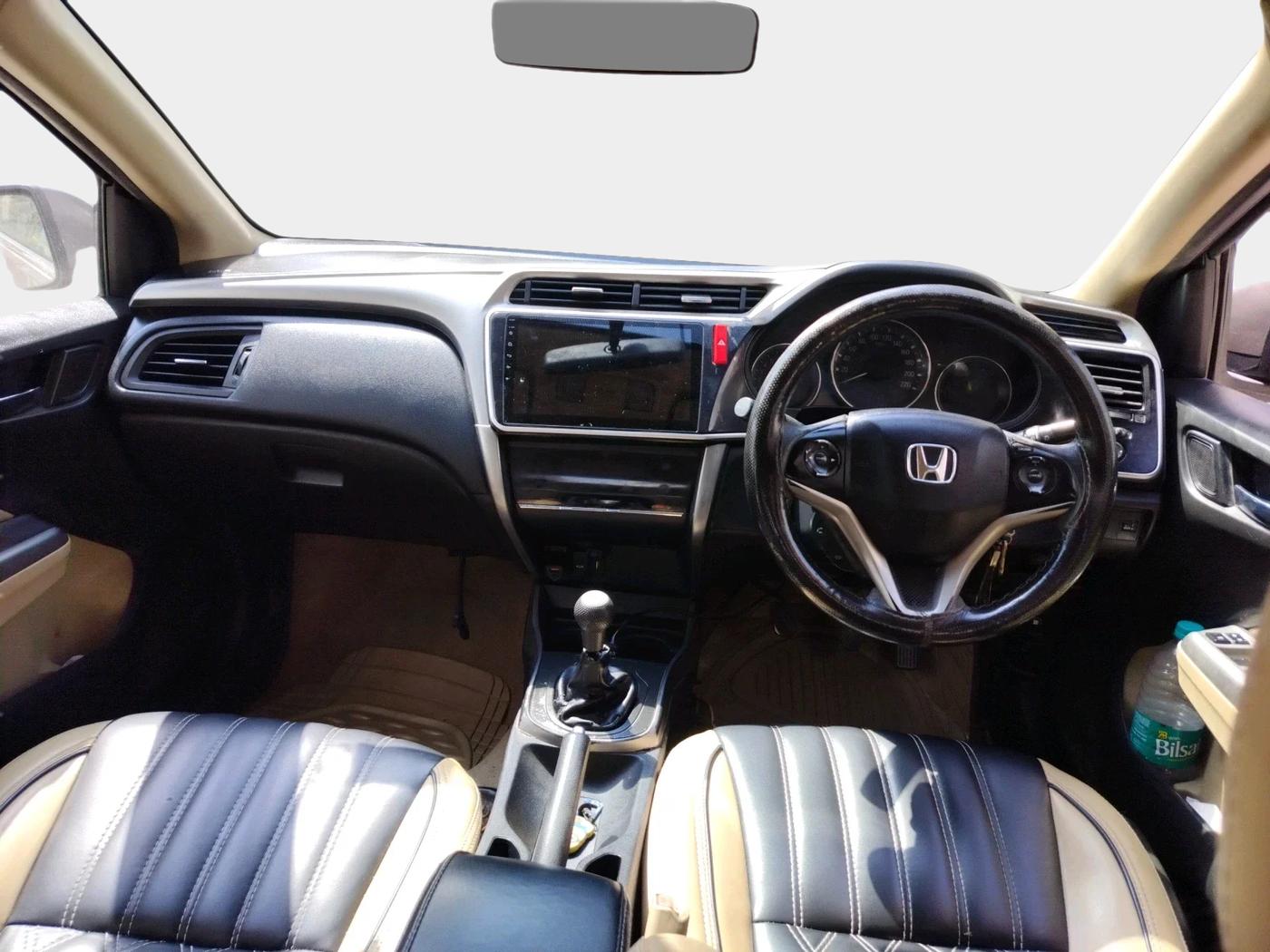 2015 Honda City 1.5L I-VTEC V MT, CNG, Manual, 1,15,243 km, interior