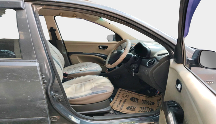 2012 Hyundai i10 MAGNA 1.2, Petrol, Manual, 85,607 km, interior