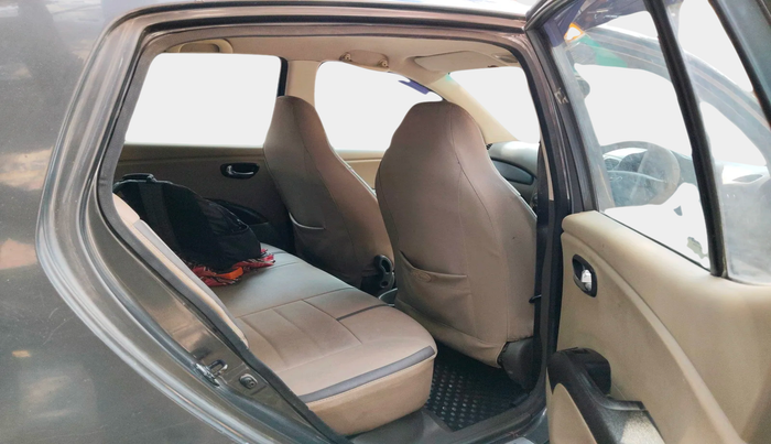 2012 Hyundai i10 MAGNA 1.2, Petrol, Manual, 85,607 km, interior