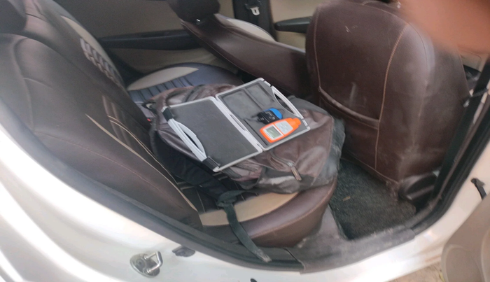 2011 Hyundai i20 SPORTZ 1.2, Petrol, Manual, 83,580 km, interior