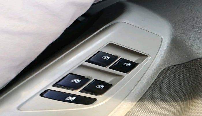 2020 Mahindra Scorpio S5, Diesel, Manual, 84,558 km, interior