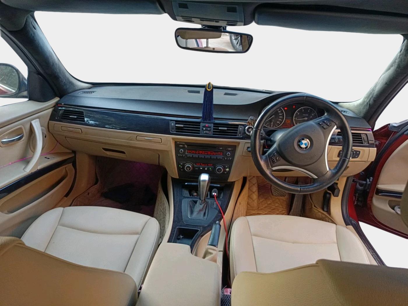 2012 BMW 3 Series 320i, Petrol, Automatic, 1,06,571 km, interior