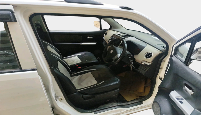 2013 Maruti Wagon R 1.0 LXI, Petrol, Manual, 57,284 km, interior