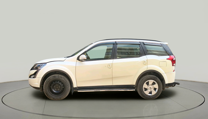 2018 Mahindra XUV500 W7 AT, Diesel, Automatic, 58,864 km, exterior